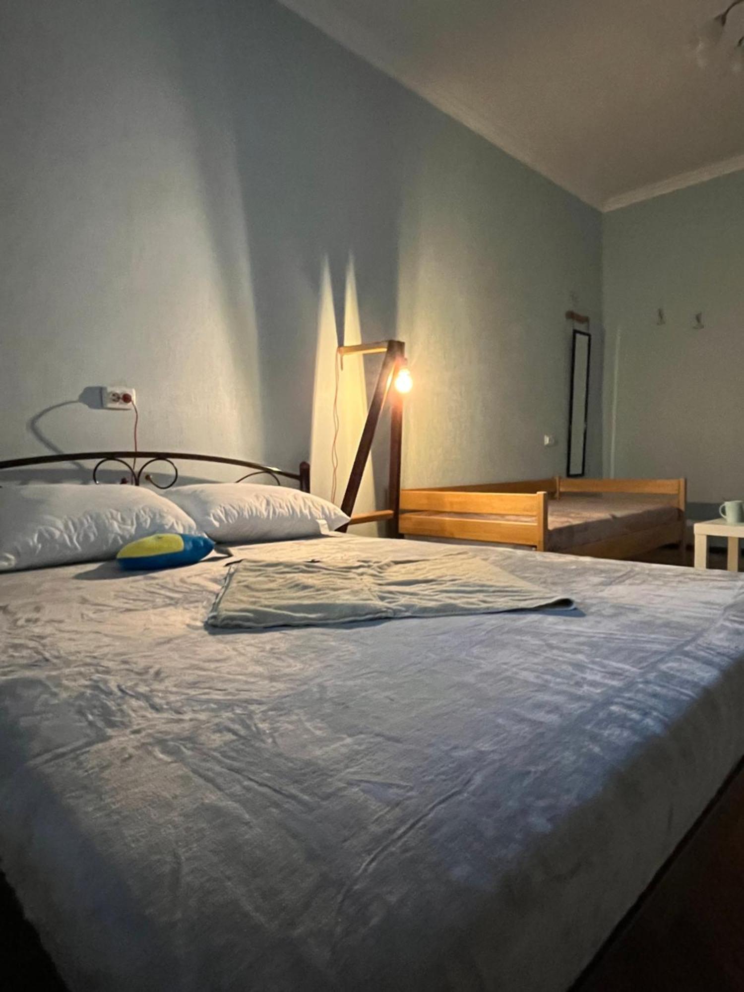 Ararat-Klovskaya Hostel-Apartments Kiev Εξωτερικό φωτογραφία